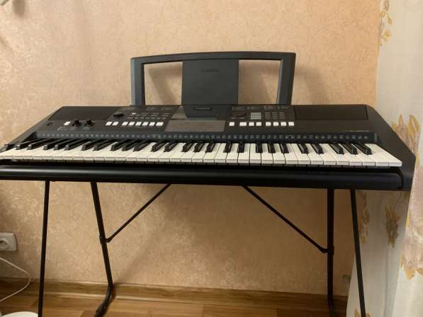 Синтезатор Yamaha PSR-E403