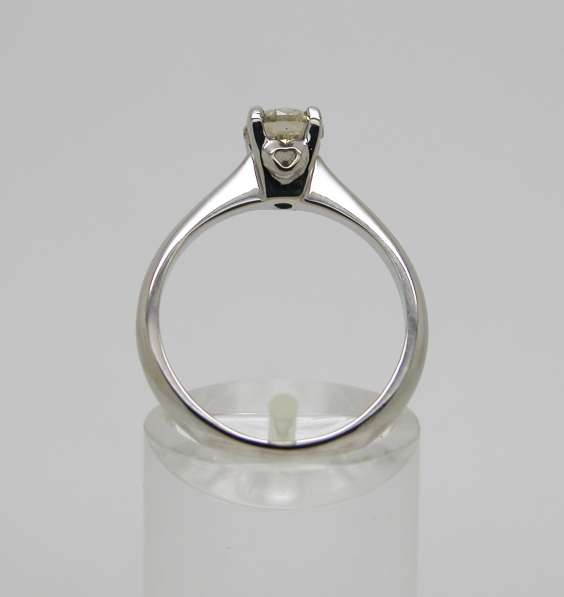 Золотое кольцо с бриллиантом 0.81 карат. в Москве фото 7