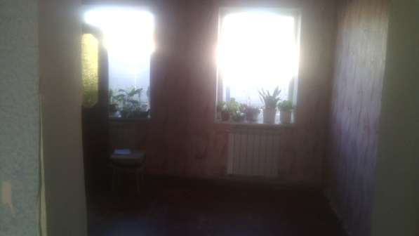 Продам дом в городе Рубежное. 4 комнаты, кухня 2/5 в фото 8