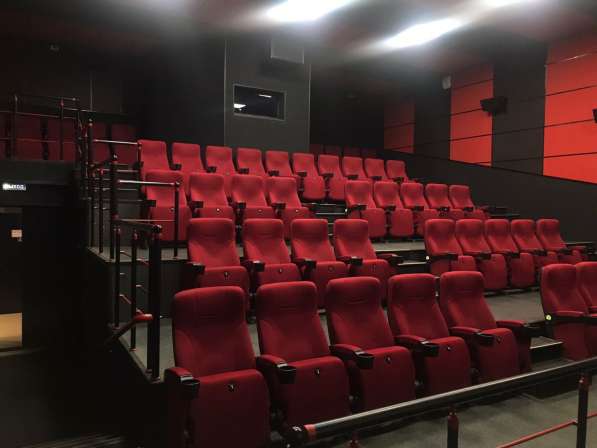 Продается обору-ние для кинотеатра в кол-ве на 7 залов 2018г