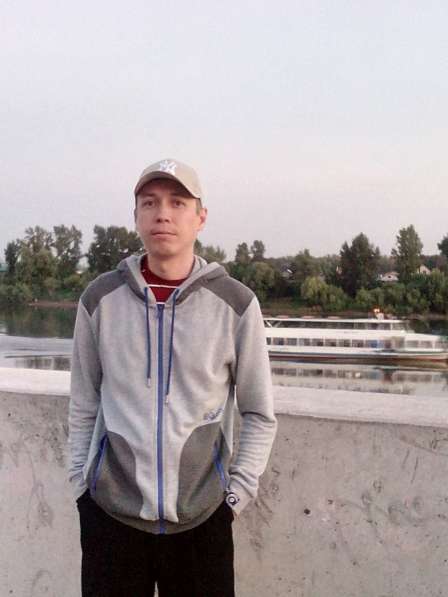 Дмитрий, 36 лет, хочет познакомиться