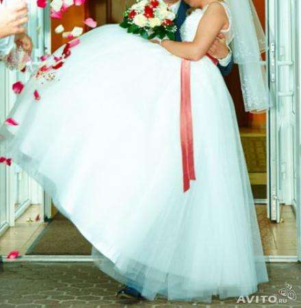 Срочно продам свадебное платье в Москве