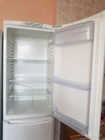 Холодильник б/у в Казани фото 3