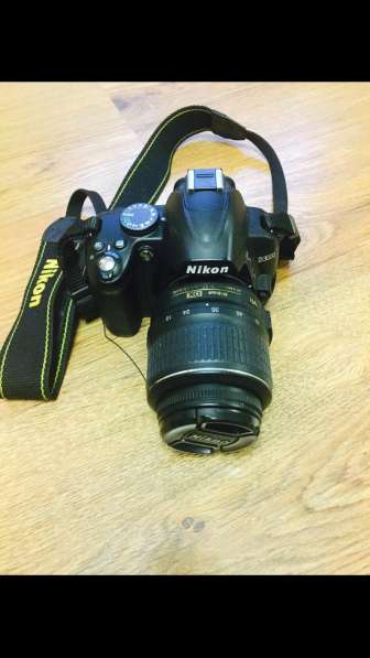 Продаю зеркалку Nikon D3000 Kit 18-55 VR в Москве фото 4