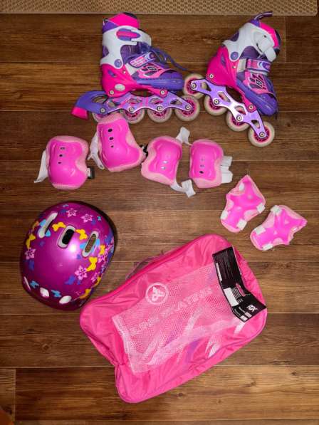 Ролики розовые