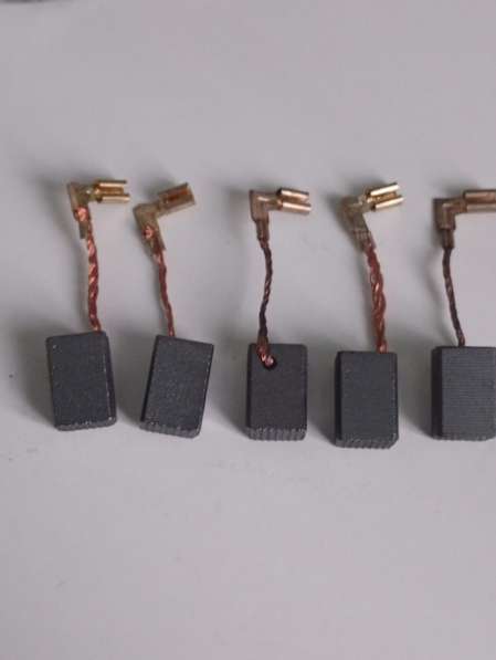 Графитовые щетки в Череповце фото 3