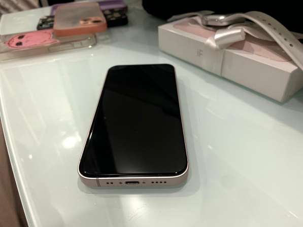 Продаю айфон 13 mini розовый iphone apple