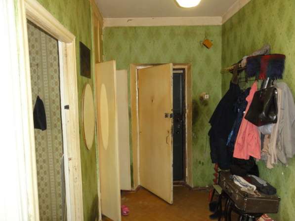 Продам 3-х комнатную квартиру 76, 5 кв. м. на 5 этаже. ленин в Магадане