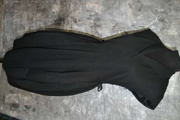 Hugo Boss черное платье р 48 в 