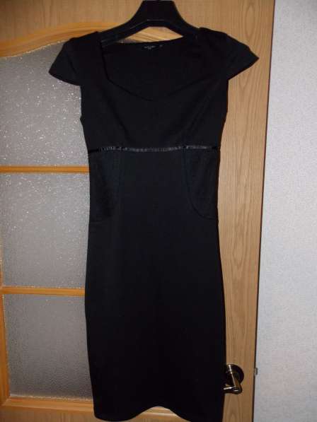 Черное офисное платье
