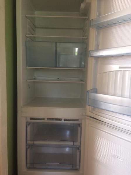 Холодильник 2-х камерный в Балашихе фото 3