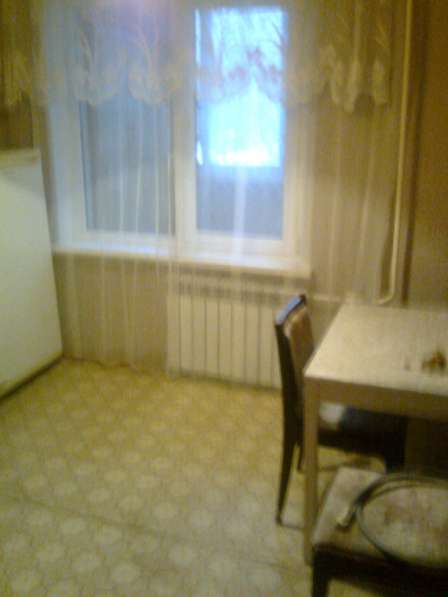 Однокомнатная квартира.37квадратов. комната-18м. кухня-9м в Ижевске