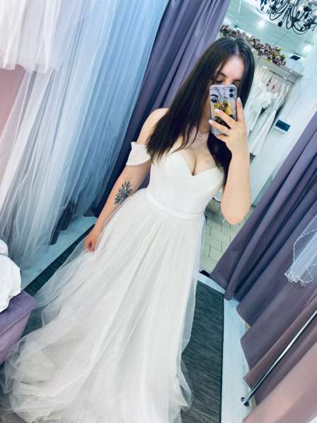 Свадебное платье продам в Красноярске фото 3