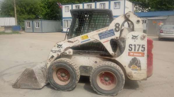 Аренда минипогрузчика BobCat Бобкат в Москве