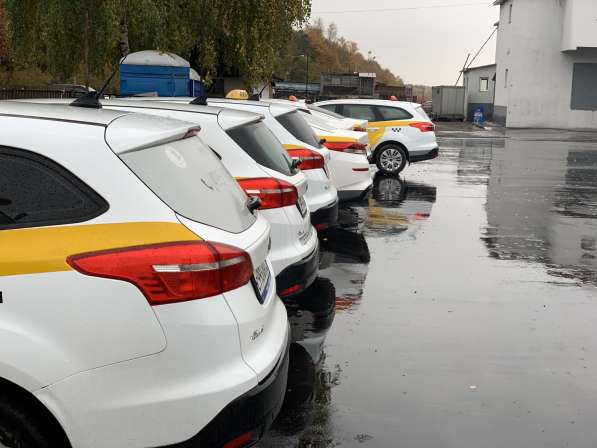 Аренда автомобилей такси в Дзержинском фото 5