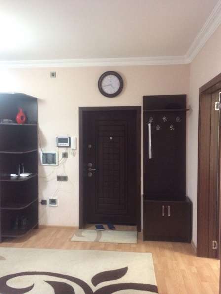Продам 3-комнатную капртиру в Новостройке в г. Баку в фото 5