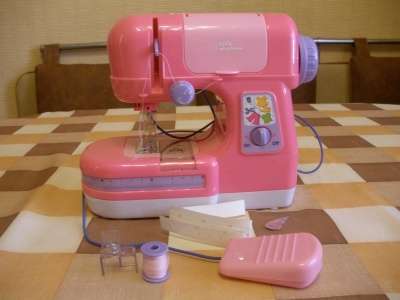 детская швейная машинка