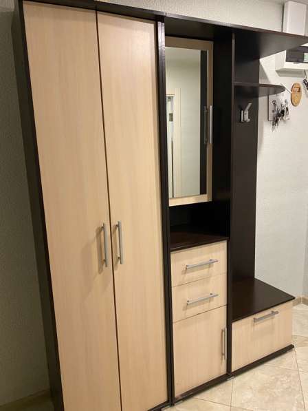 Прихожая в отличном состоянии, 205-160-40 в Домодедове