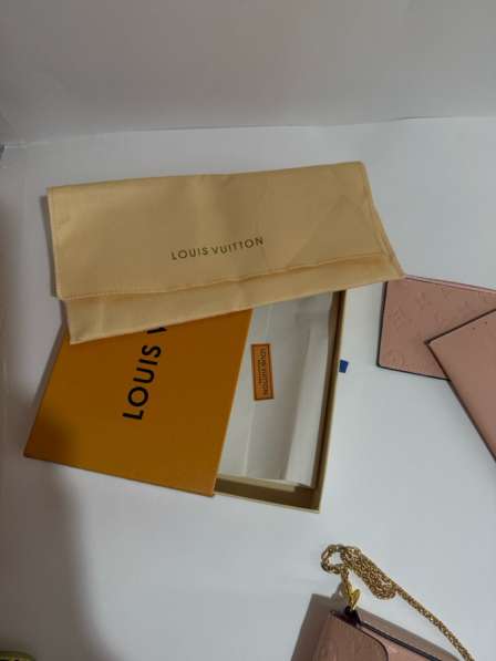 Сумка Louis Vuitton светло-розовая в Ярославле фото 3