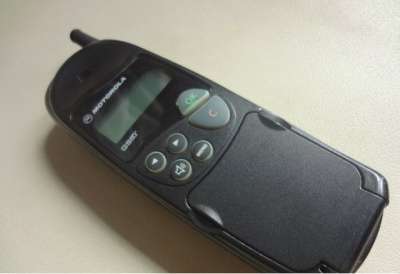 сотовый телефон Motorola D170