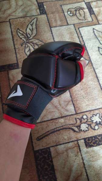 Перчатки для MMA