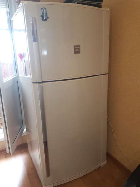 Холодильник SHARP SJ-69M в Москве