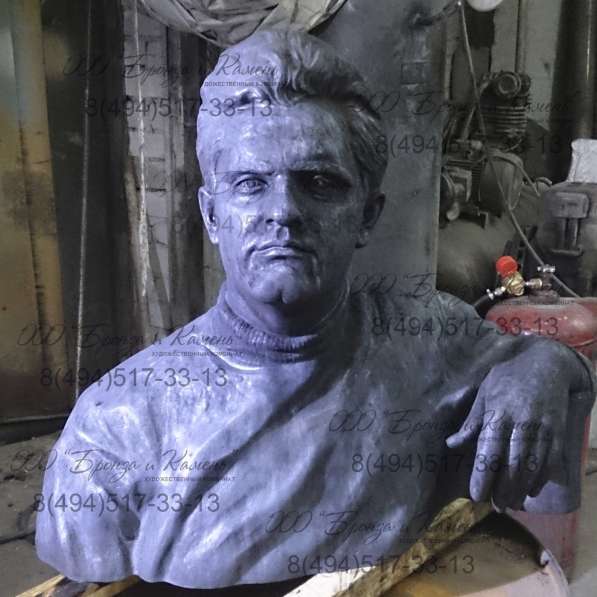 Бронзовый бюст в Москве фото 3