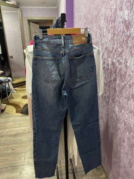 Женские джинсы в Саратове