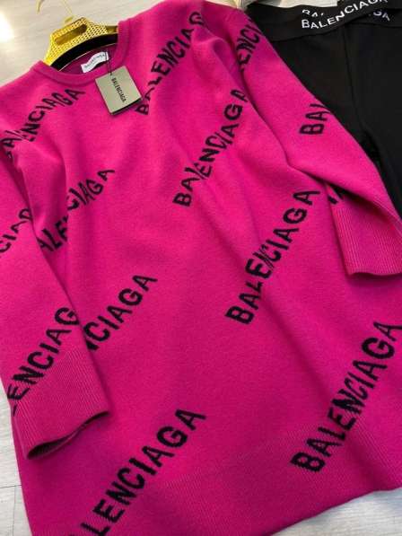 Свитер “Balenciaga” в Москве фото 3