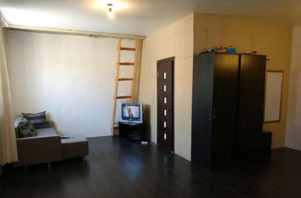 Продам четырехкомнатную квартиру в Краснодар.Жилая площадь 96 кв.м.Этаж 5.Дом кирпичный.