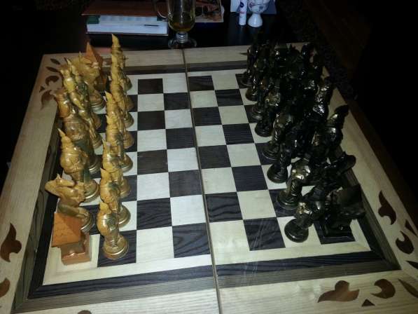 Продам шахматы резные