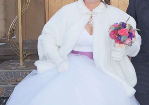 Свадебное платье, шубку, сапожки в Магнитогорске фото 7