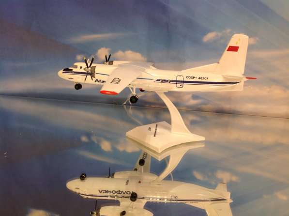 Модель самолета Ан-24.1/100.Пластикарт в Иркутске