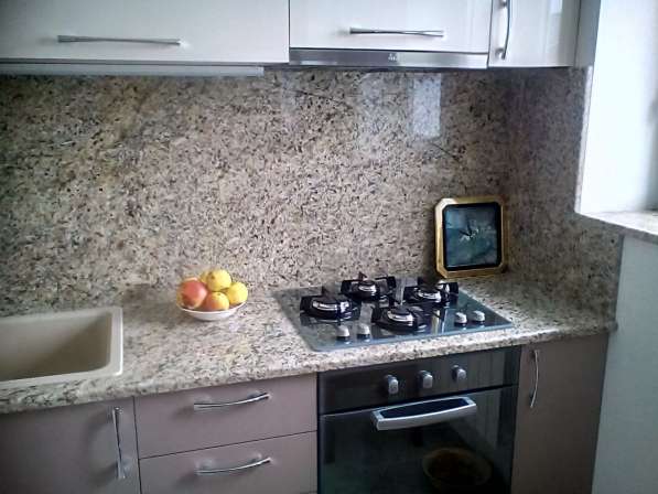 Столешницы для кухонь из натурального камня мрамор гранит в Москве фото 6