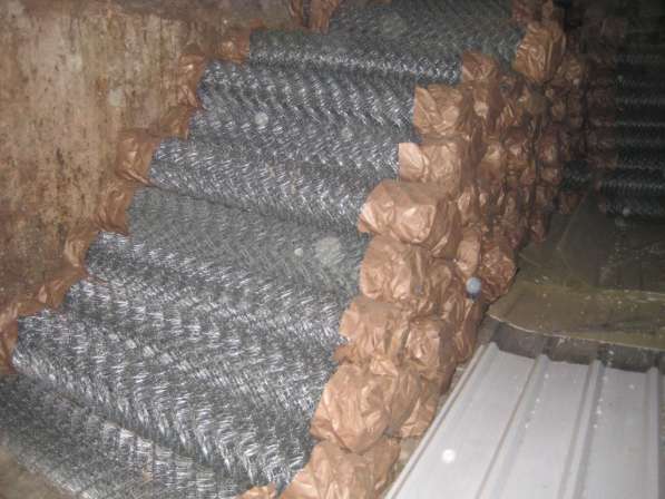 Металлические столбы в Тутаево