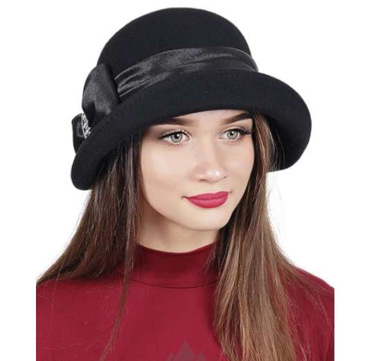 Элегантная черная женская фетровая шляпка