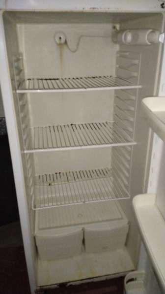 Продам холодильник в фото 3