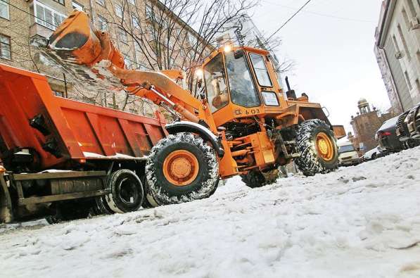 Уборка снега, вывоз снега, чистка территории в Новосибирске