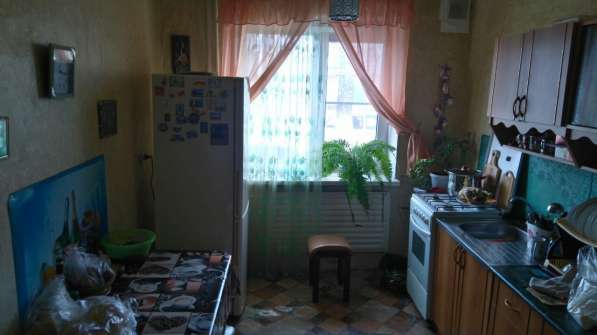 В Кропоткине, Проезд 1, продаётся 2-ком. квартира. 54 кв.м. в Краснодаре