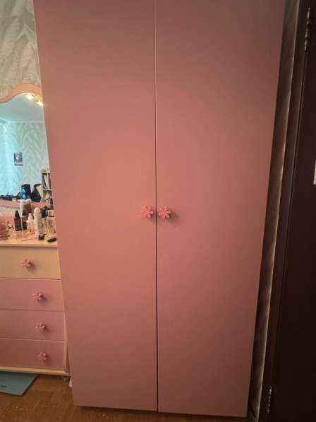 Детская фигурная мебель в нежно-розовом цвете в