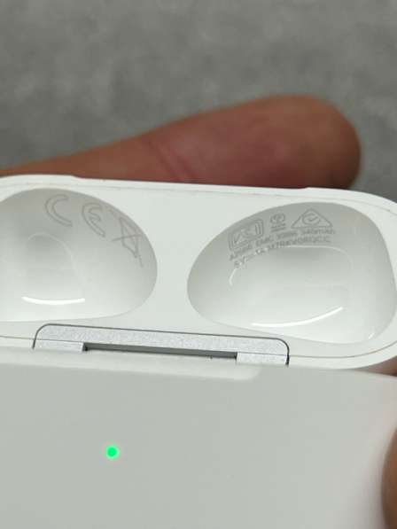 Кейс AirPods 3 поколения в Москве