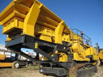 спецтехнику KOMATSU BR480RG-1