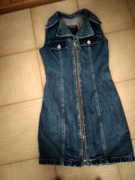 Новый джинсовый сарафан на молнии с воротником 30 размера в Пятигорске фото 6
