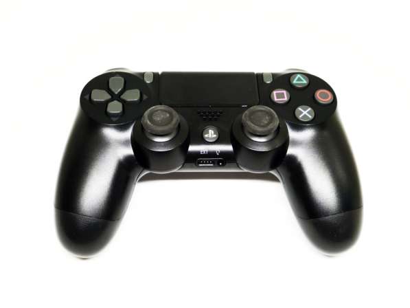 Джойстик Sony PlayStation DualShock 4 беспроводной геймпад в фото 4