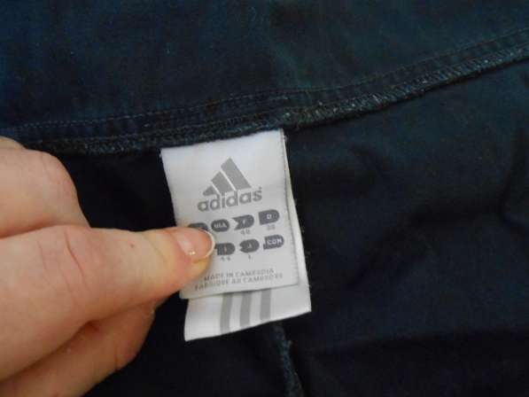 Спортивные брюки Adidas с завязками в фото 3
