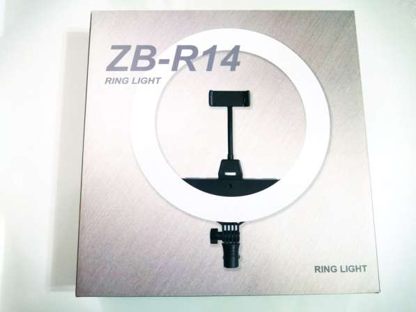 Кольцевая LED лампа RL-14 36см 220V 1 крепл. тел. + пульт в фото 5