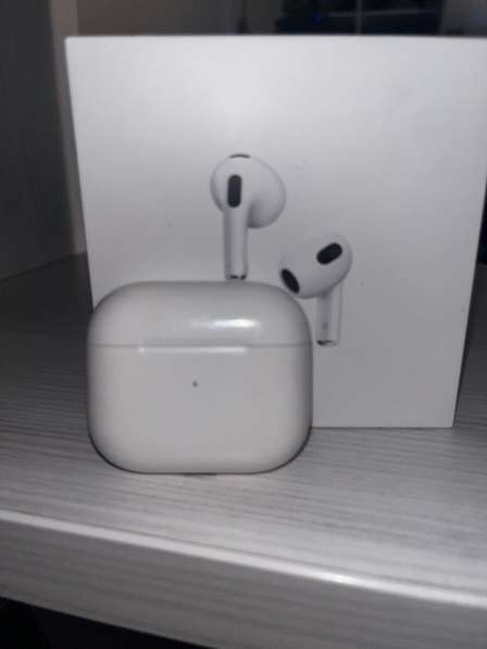 Наушники Apple AirPods 3 в Тюмени