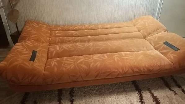 Продаю диван раскладкой в Волгограде