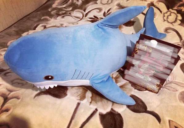Мягкая игрушка акула большая новая