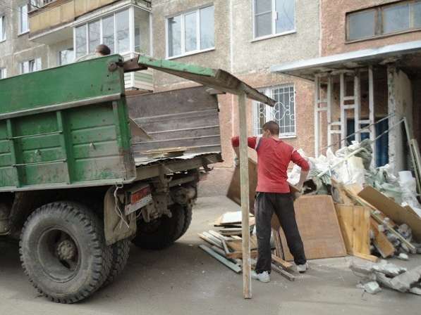 Вывоз строительного мусора с грузчиками в Москве фото 3